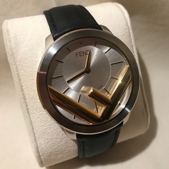 Fendi Watch - Picture 3 of 7